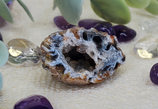 Small Geode (G14)