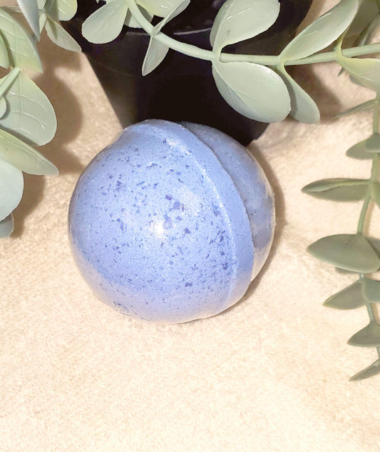 Amethyst Hidden Treasure 5 oz Bath Bomb